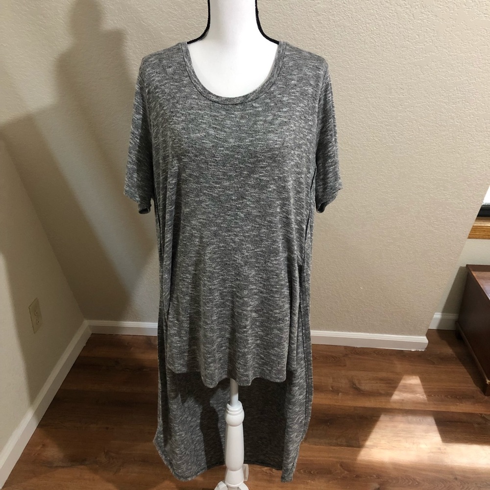 Grey short/long sweater